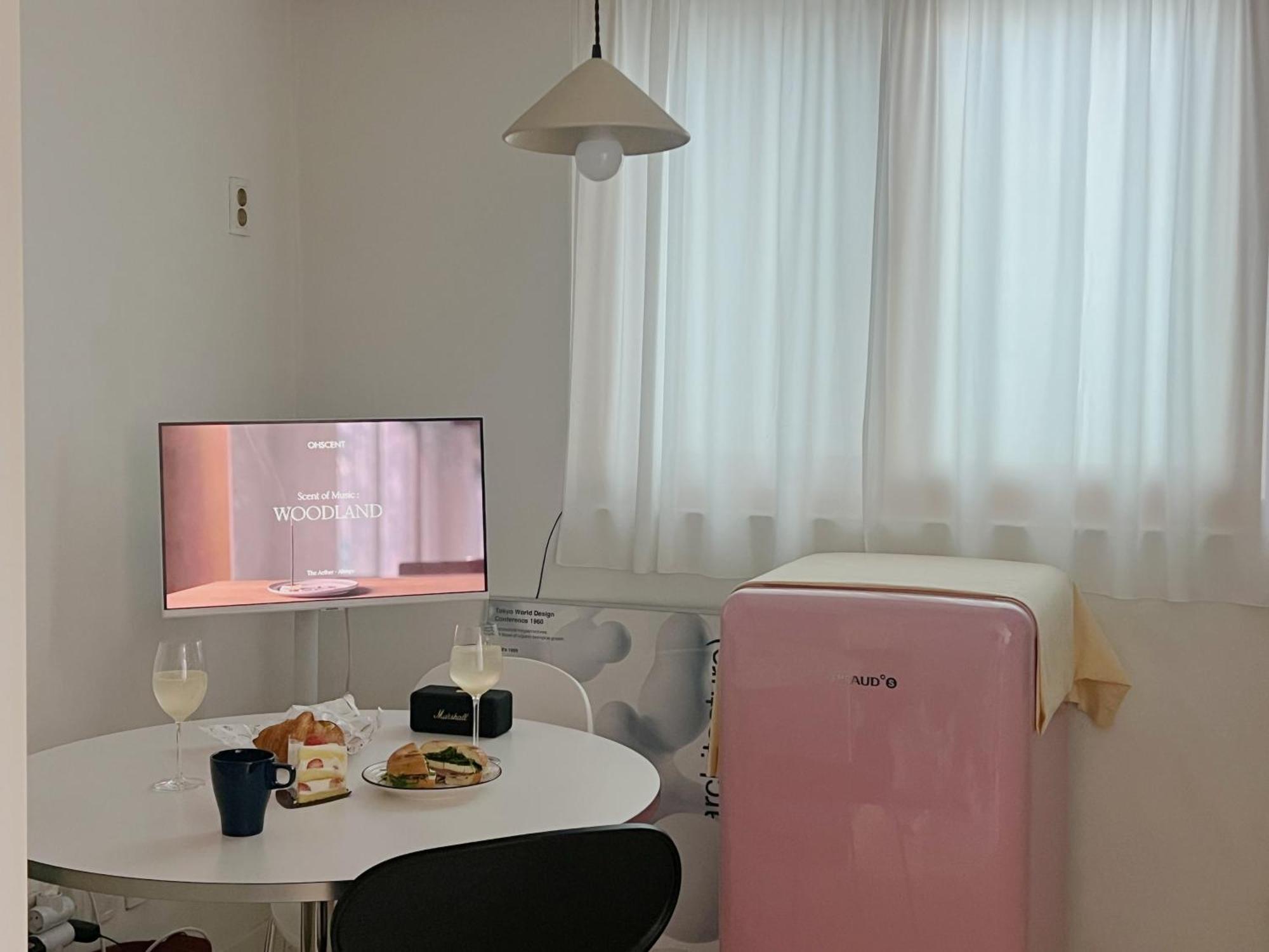 New Line 2 5 Minutes From Bongcheon Station 6 Minutes By Airport Bus 2 Up To 5 People Apartment *