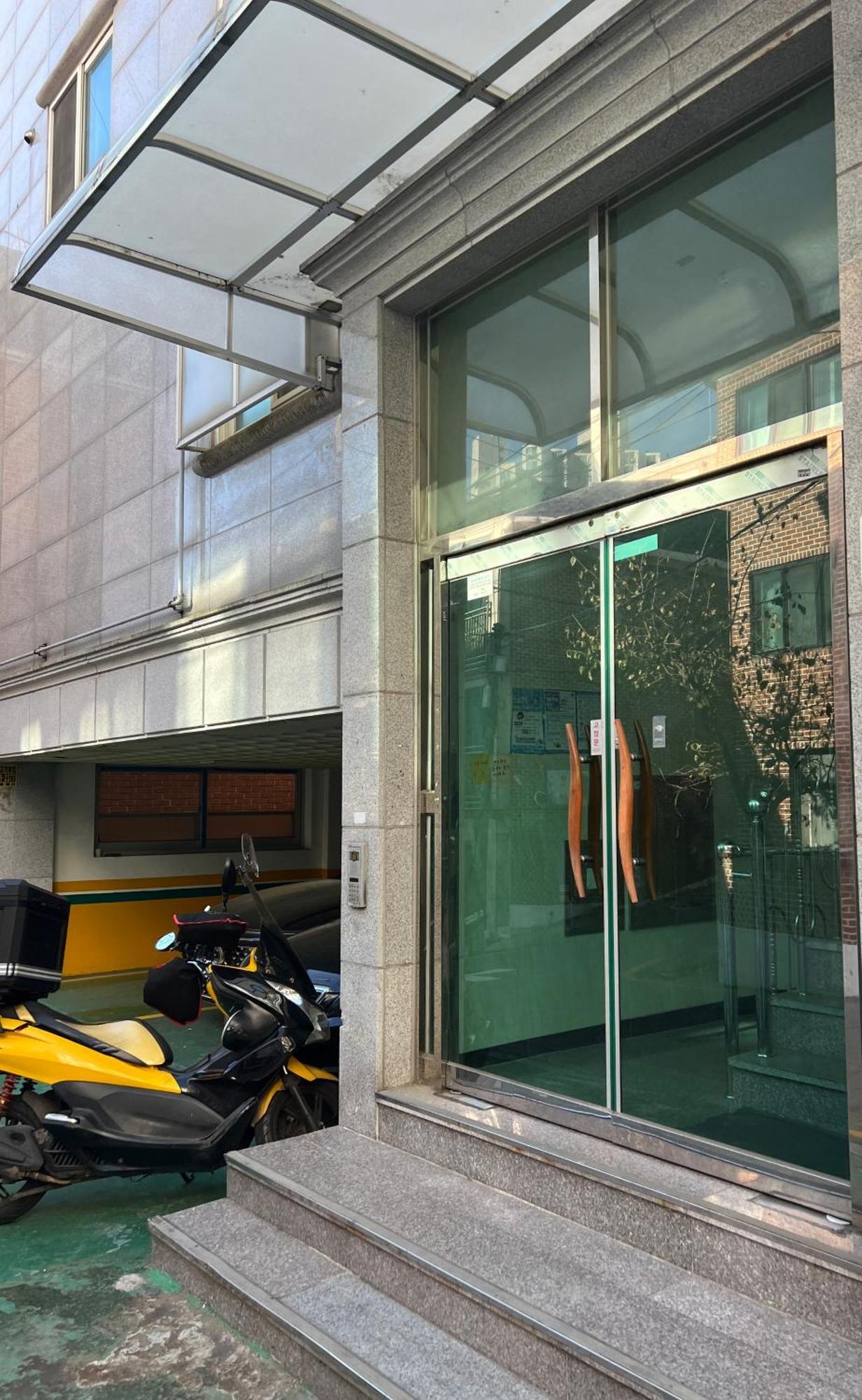 New Line 2 5 Minutes From Bongcheon Station 6 Minutes By Airport Bus 2 Up To 5 People Seoul